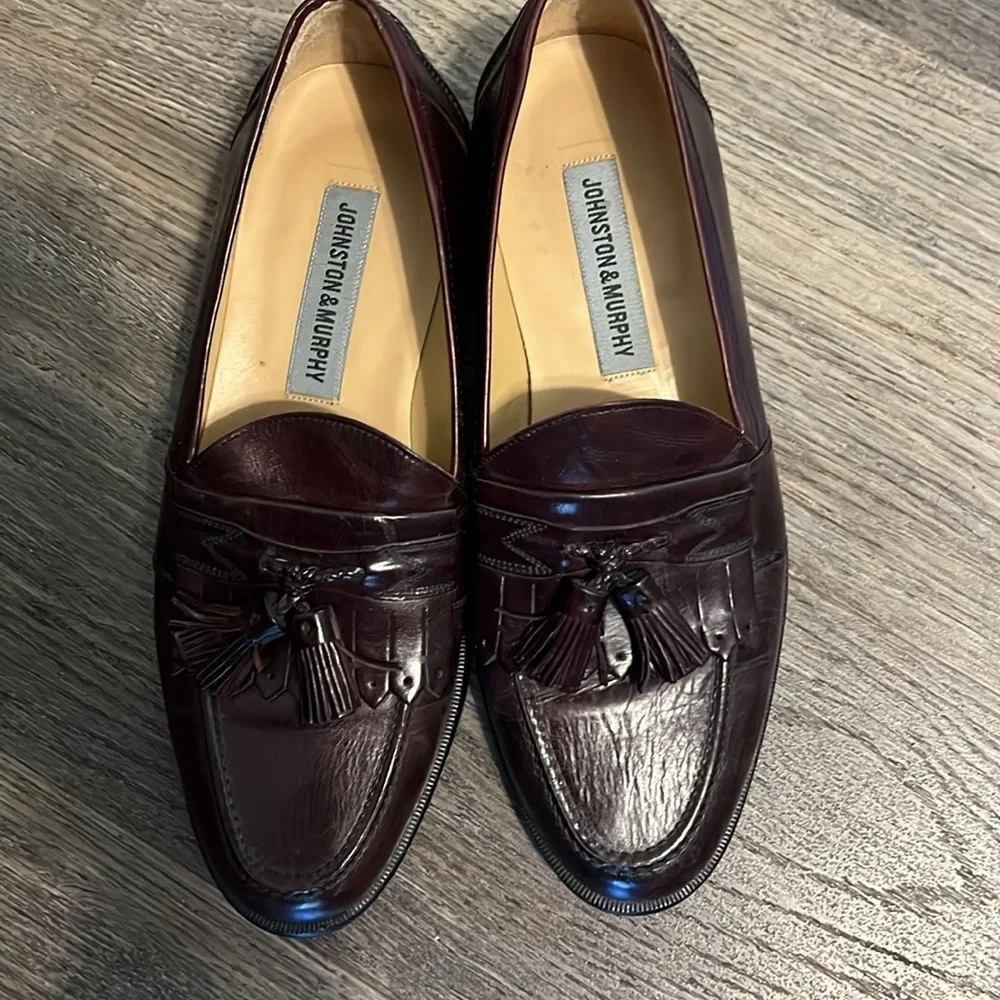 Johnston & Murphy Men's Dark Brown Tassel Loafers